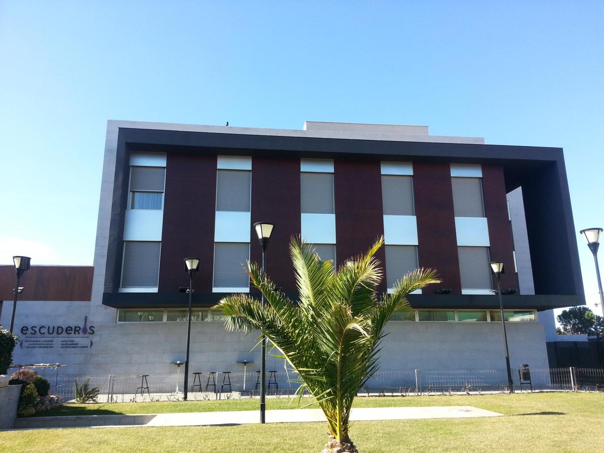 Escuderos Hotel Cruz Argamasilla de Calatrava Exterior foto